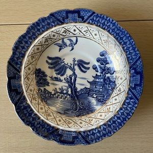 Antique pair of silicone china Booths Real Old Willow plates